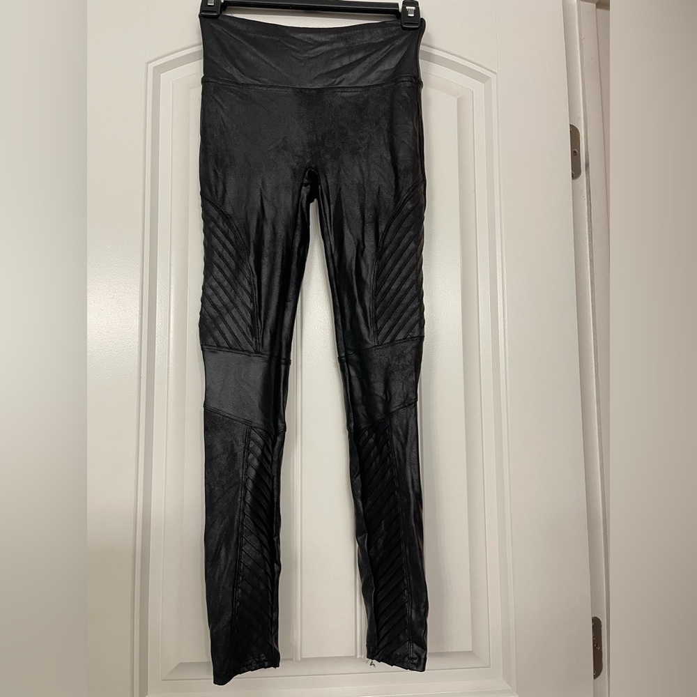 SPANX Black Leggings Small Petite